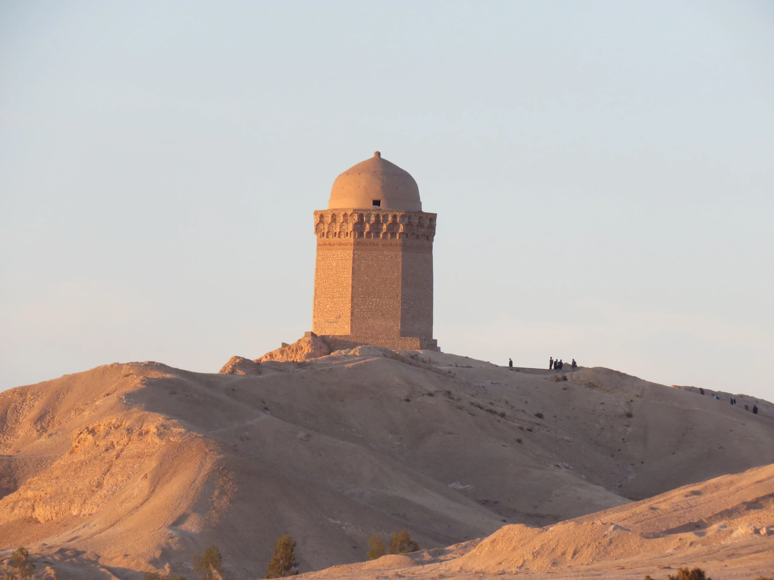 تور ابرکوه تا ایزدخواست (2/5 روزه)