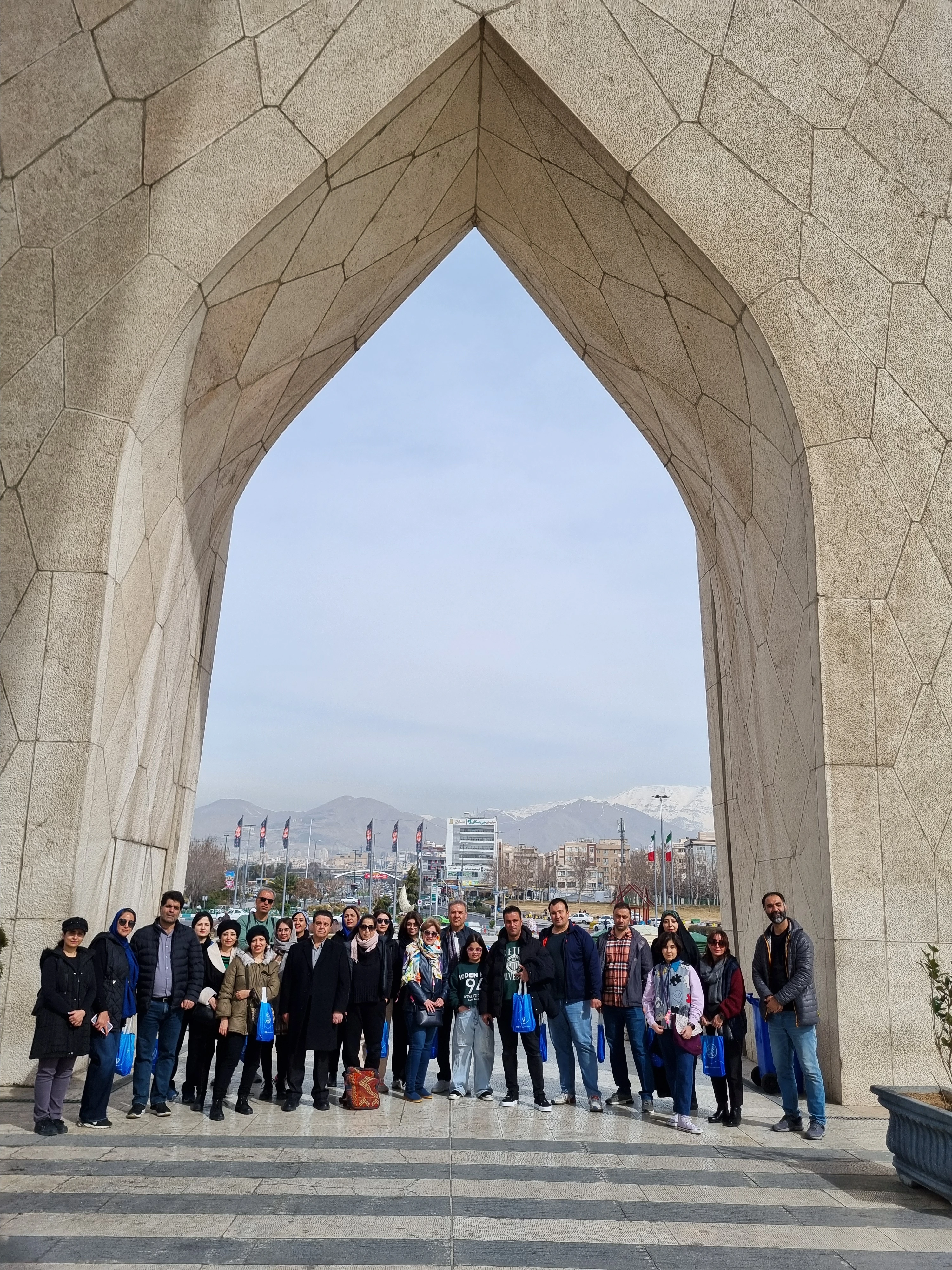 تور برج آزادی