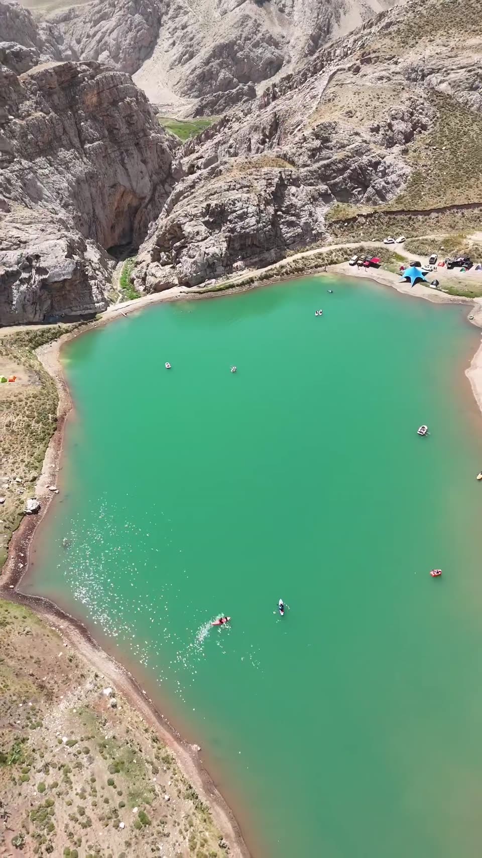 تور پدلبردسواری دریاچه لزور
