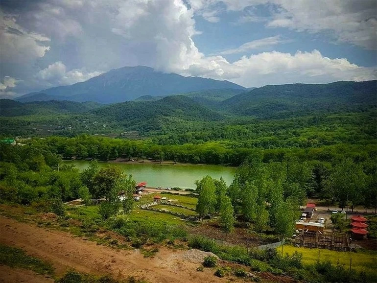 تور دریاچه عروس و مرداب سراوان