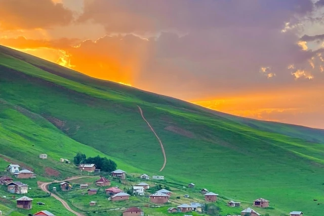 تور ییلاق لیمرا