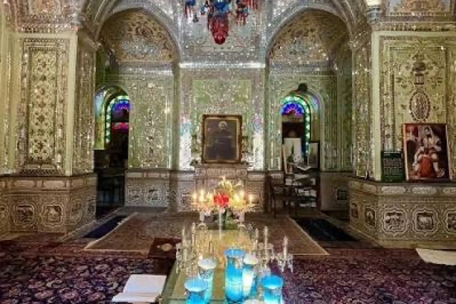 تور طهران جان - طهران مه آلود