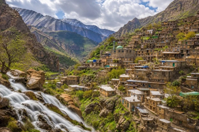 تور 3.5 روزه کردستان (جشنواره انار کردها)