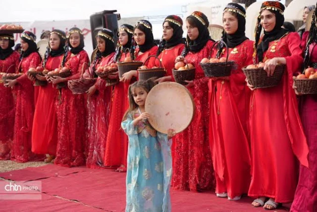 تور جشن انار کردستان(مریوان،سلین،اورامانات،هجیج)
