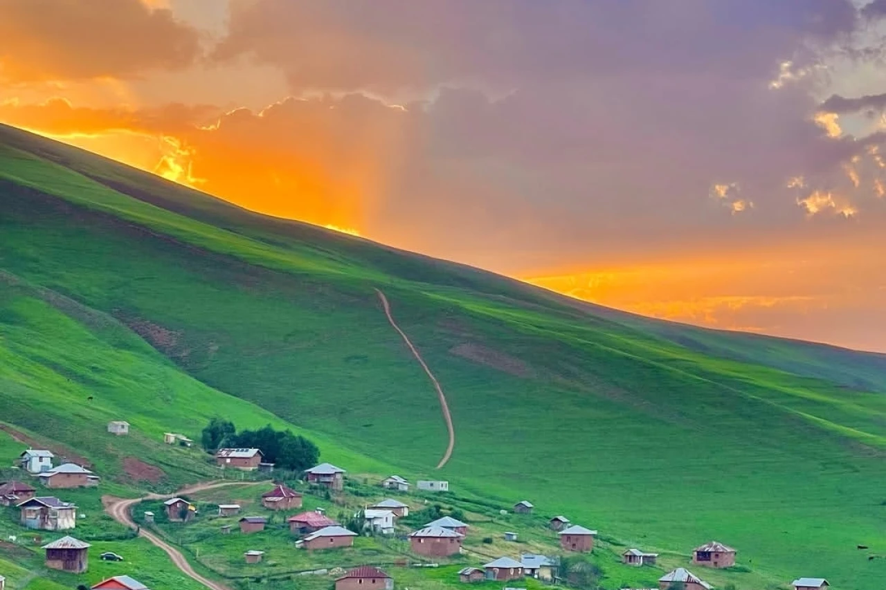 تور ییلاق لیمرا