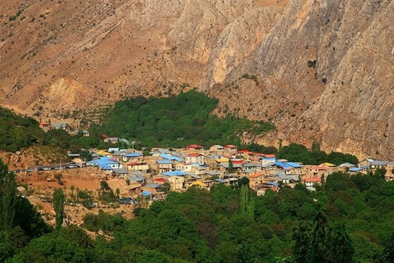 تور دژ لمبسر تا روستای هیر (ویژه زغال اخته) | 1 روزه