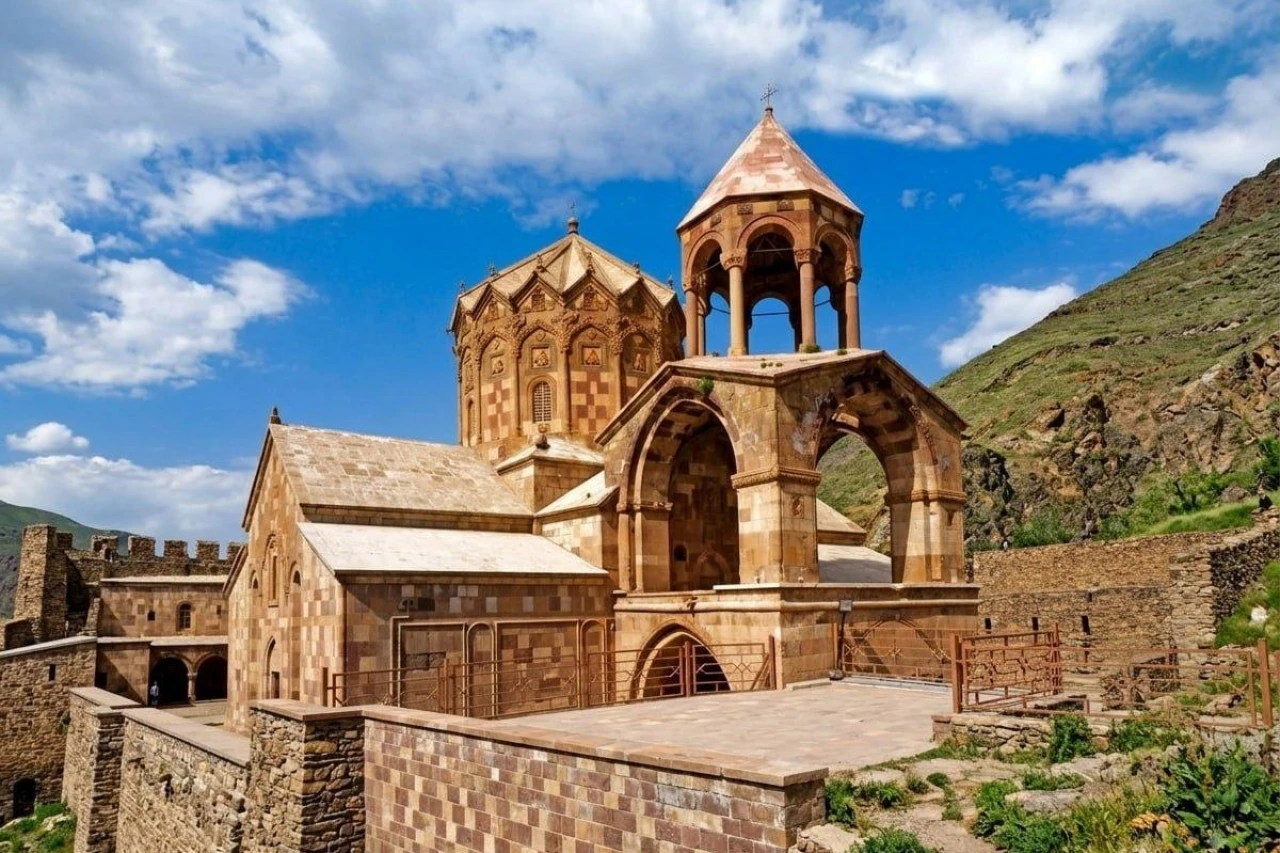 تور تبریز، جلفا، کندوان