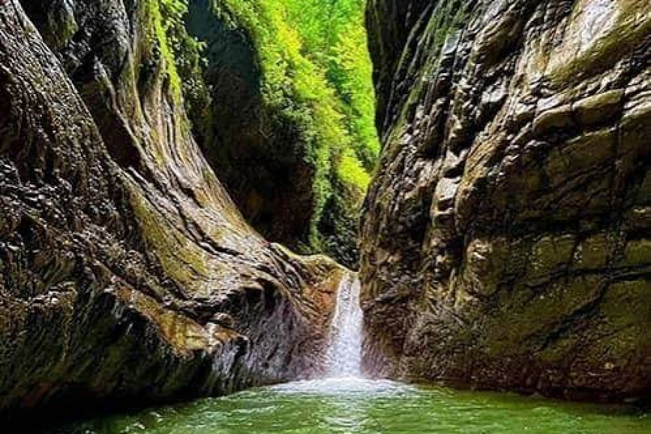 تور تنگه بهشت