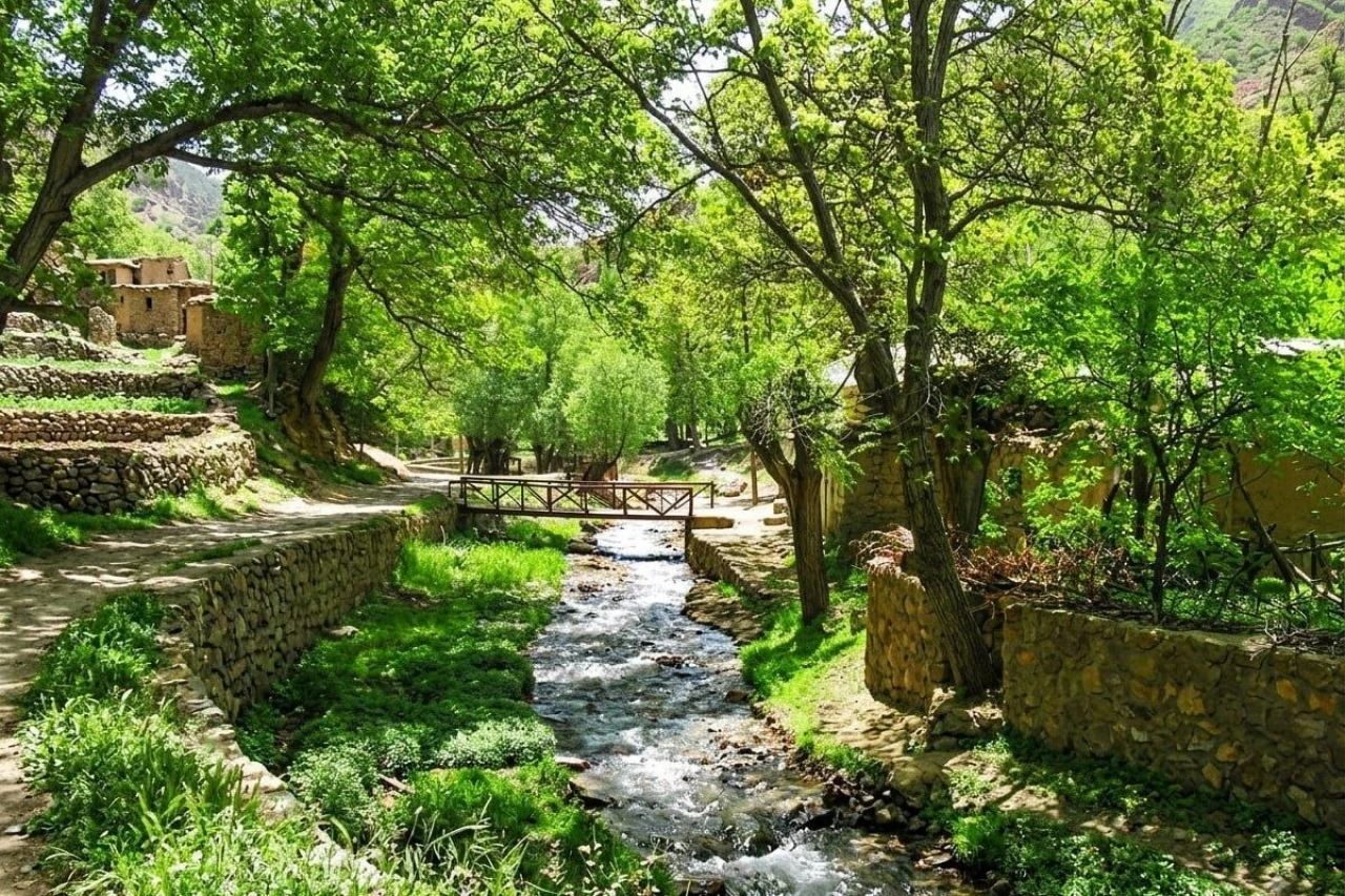 تور سالاردره، عباس‌آباد، باداب سورت