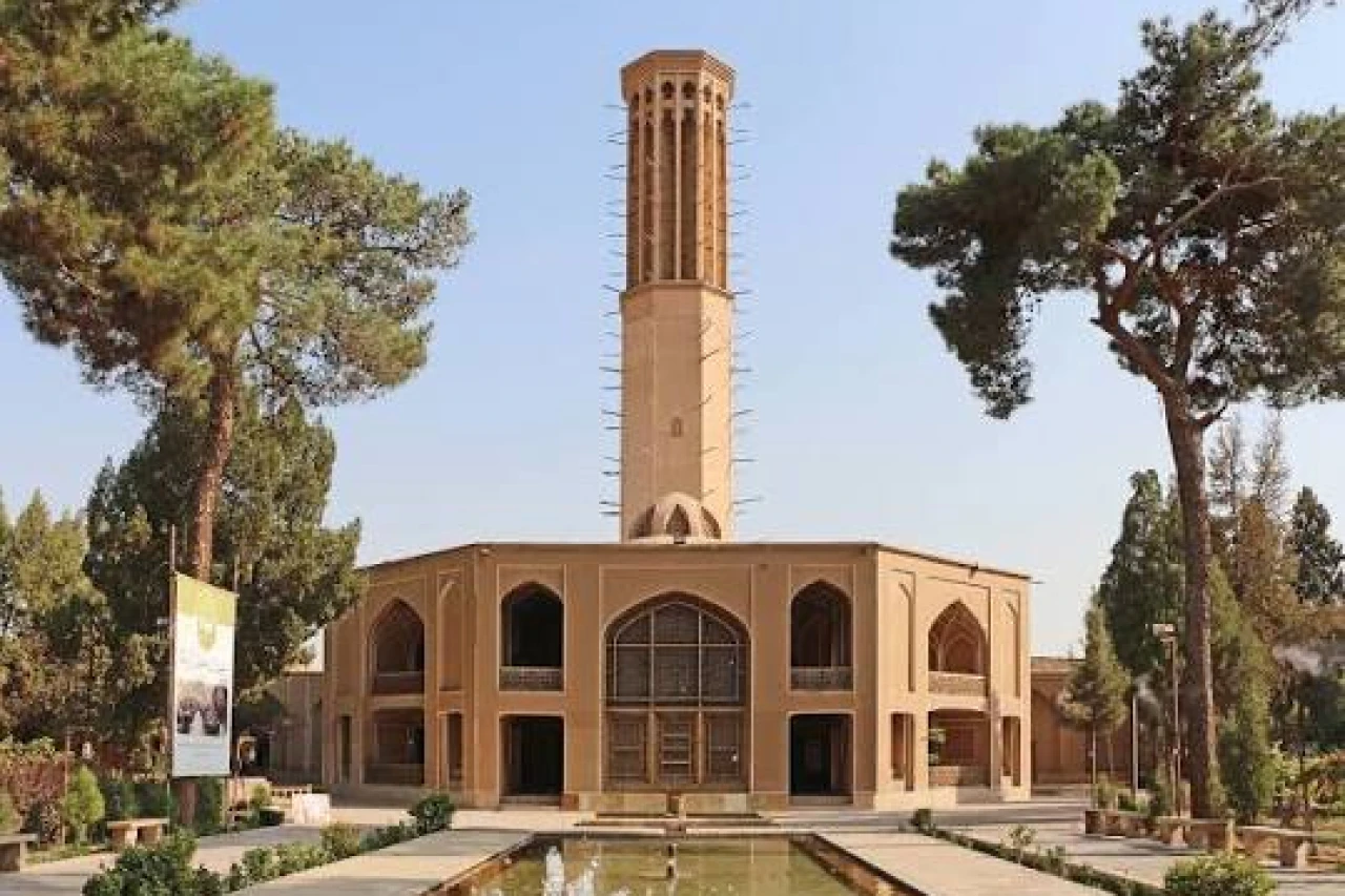 تور 2.5 روزه کویر کاراکال و یزدگردی
