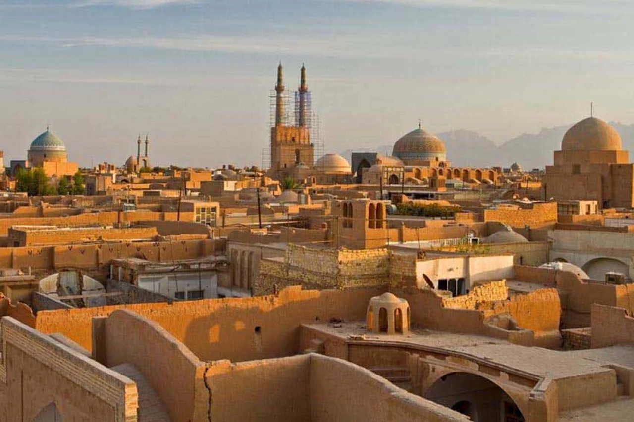 تور کویرکاراکال و یزدگردی