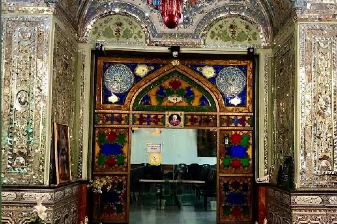 تور طهران جان - طهران مه آلود