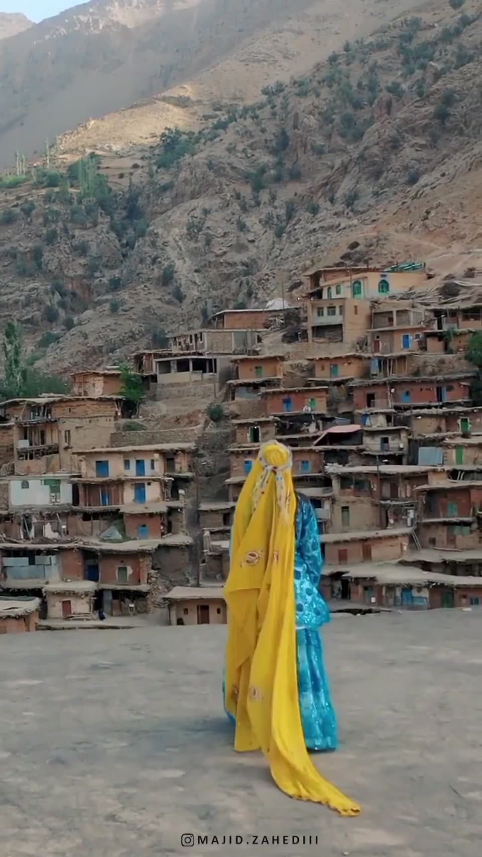 تور غار یخی چما کوهرنگ تا روستای سرآقاسید ۳/۵ روزه